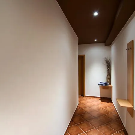 Apardo - Ubytovani Apartman C شقة جابلونك ناد نيسو